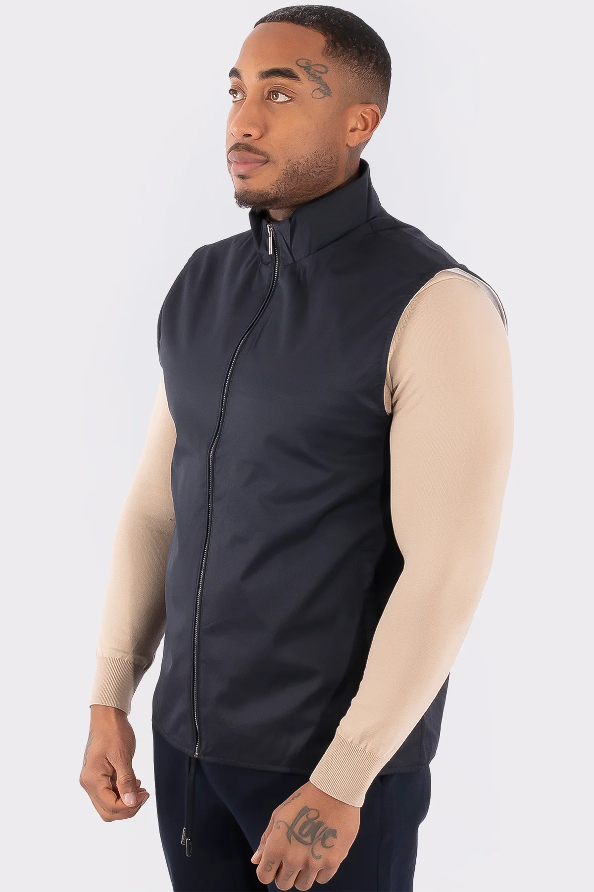 THE LEAON BODYWARMER - Image 3