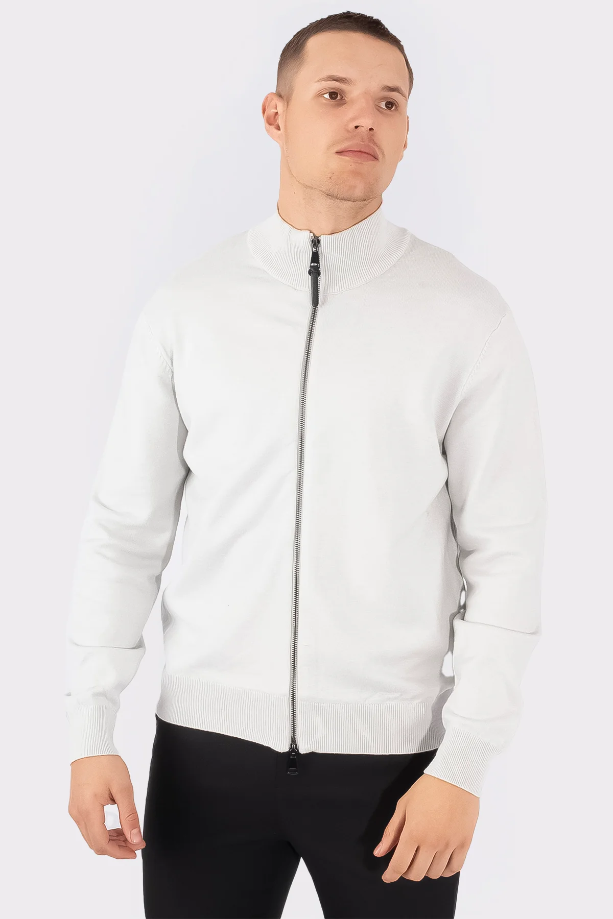 THE LEAON FULL ZIP SWEATER - Image 4