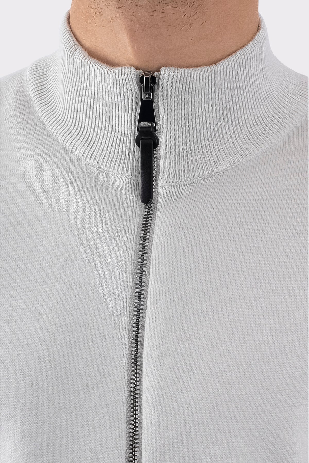 THE LEAON FULL ZIP SWEATER - Image 9