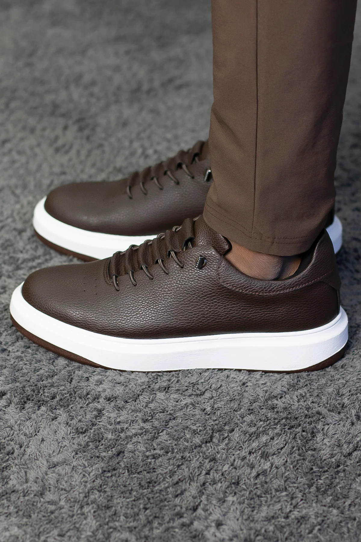 THE LYON SNEAKERS - Image 8
