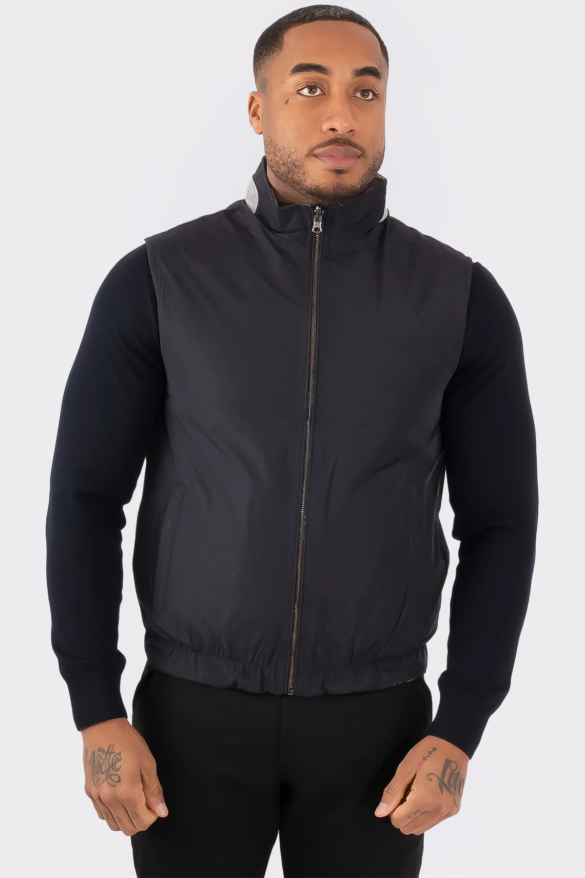 THE MAISON REVERSIBLE GILET - Image 10