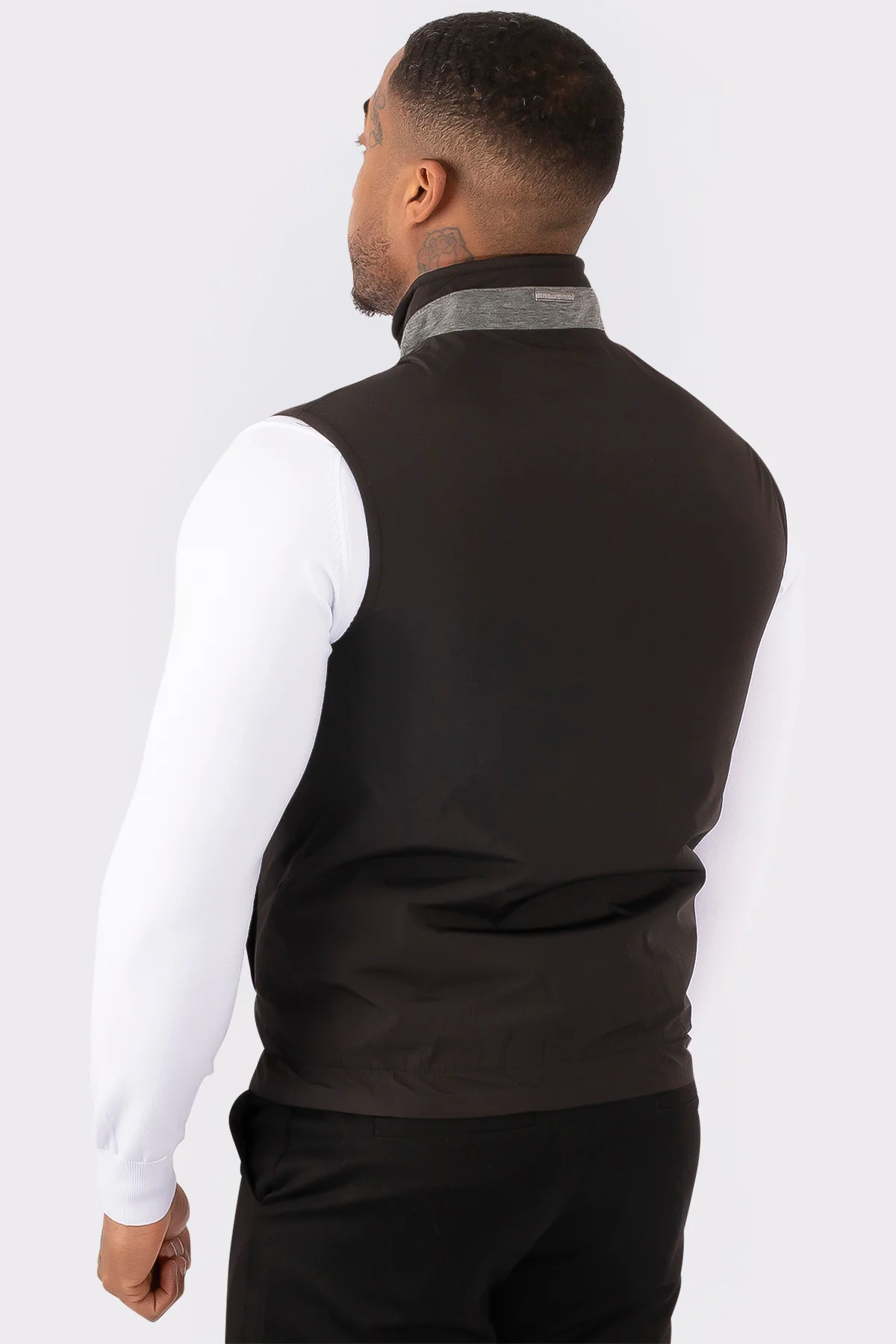 THE MAISON REVERSIBLE GILET - Image 18