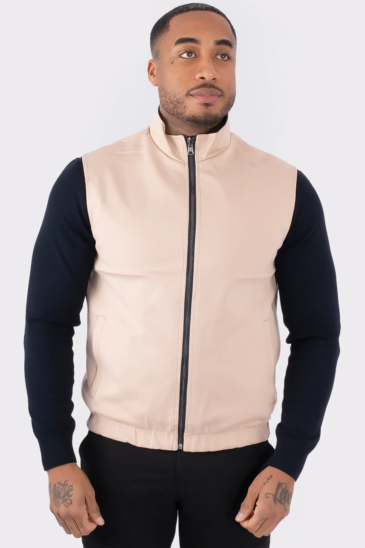 THE MAISON REVERSIBLE GILET - Image 2