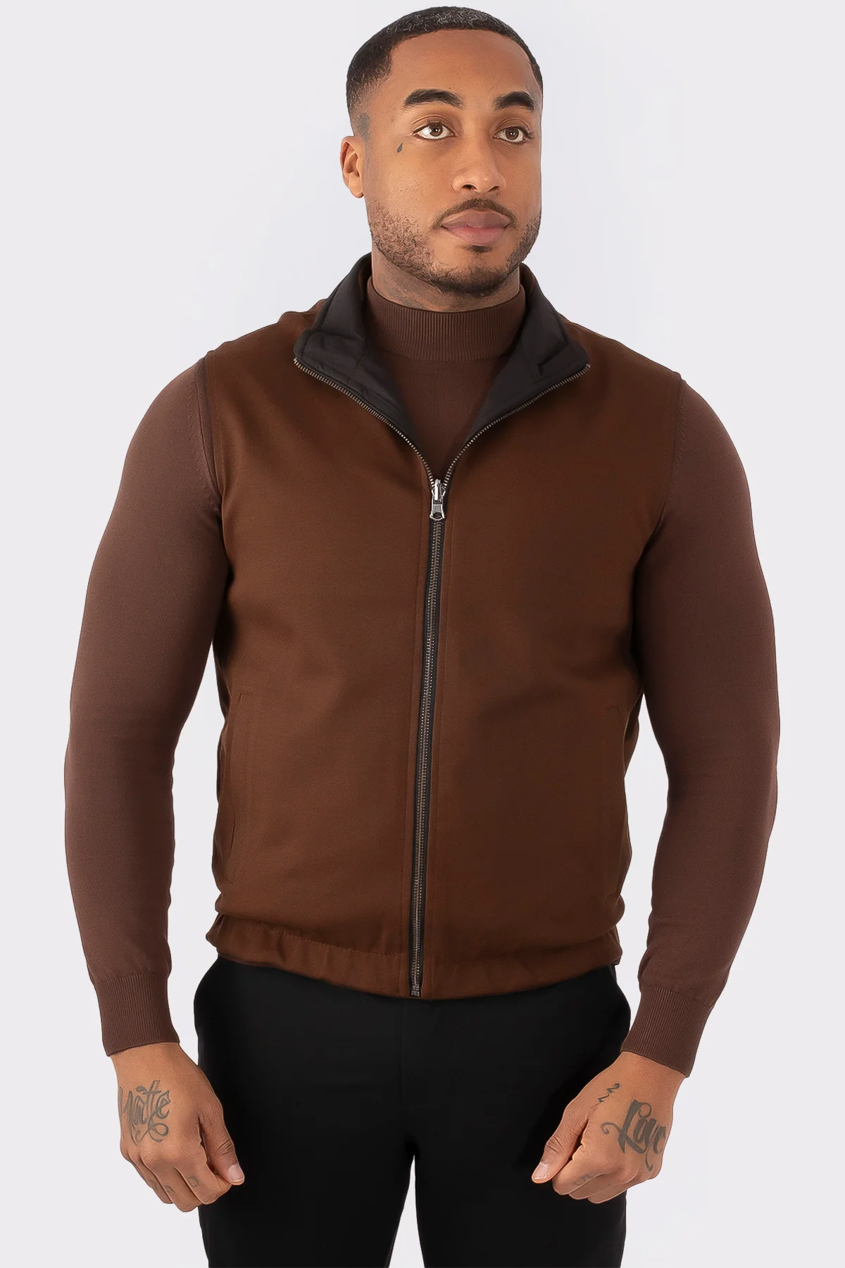 THE MAISON REVERSIBLE GILET - Image 20