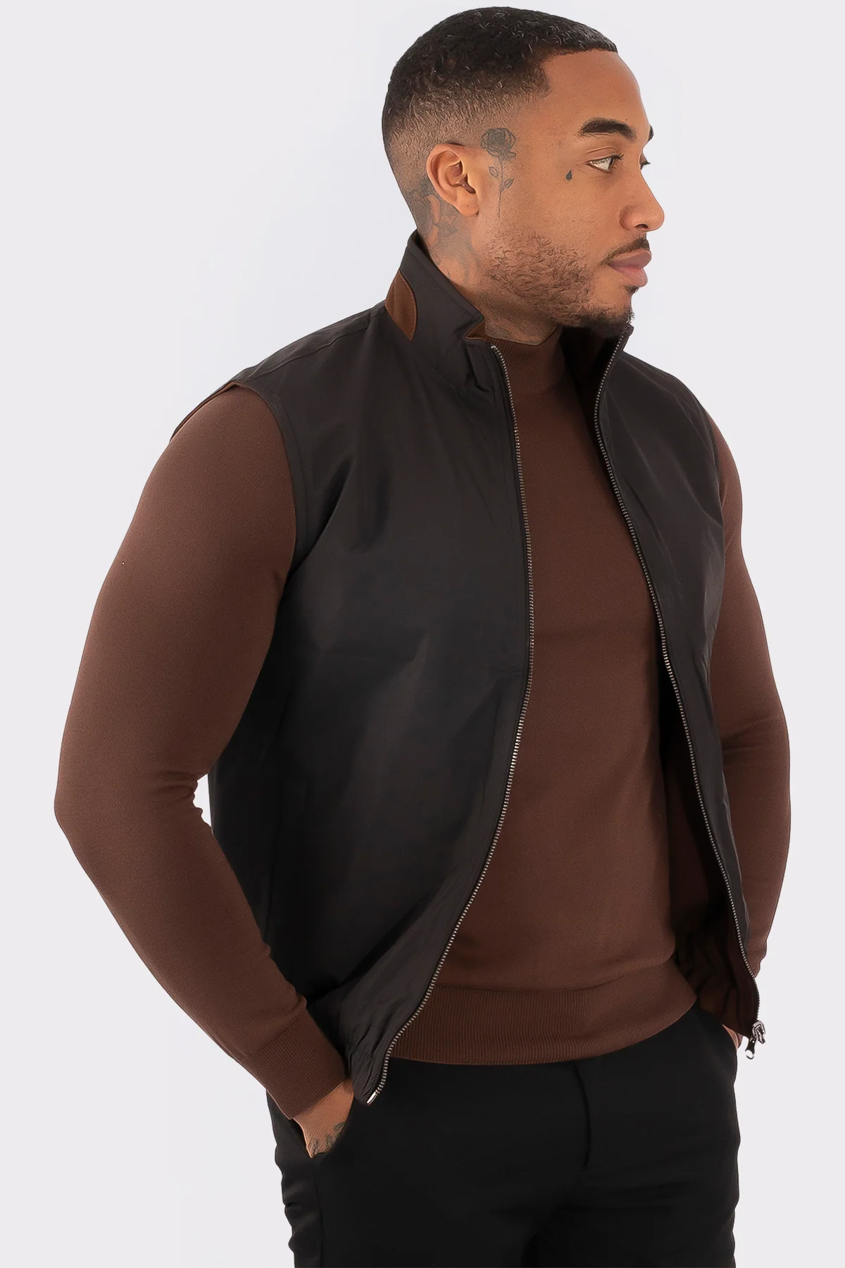 THE MAISON REVERSIBLE GILET - Image 23