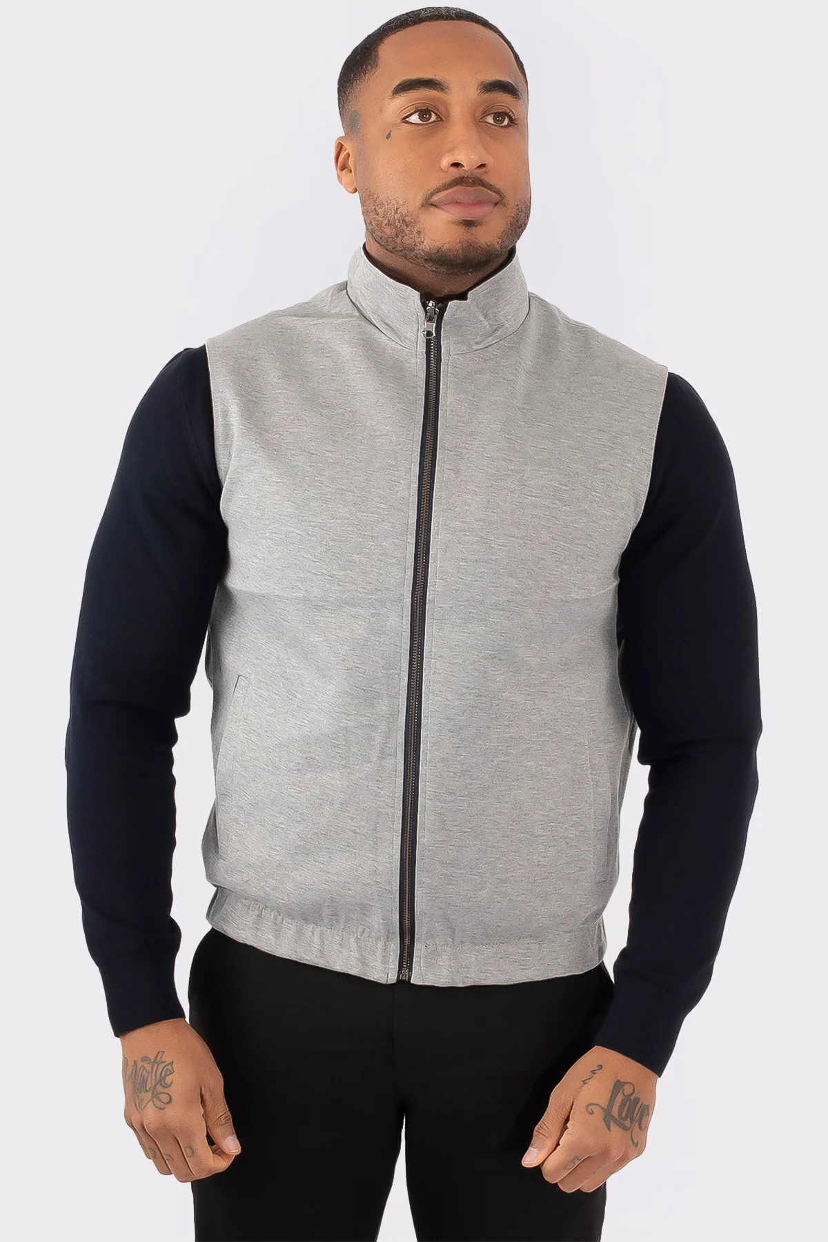 THE MAISON REVERSIBLE GILET - Image 8