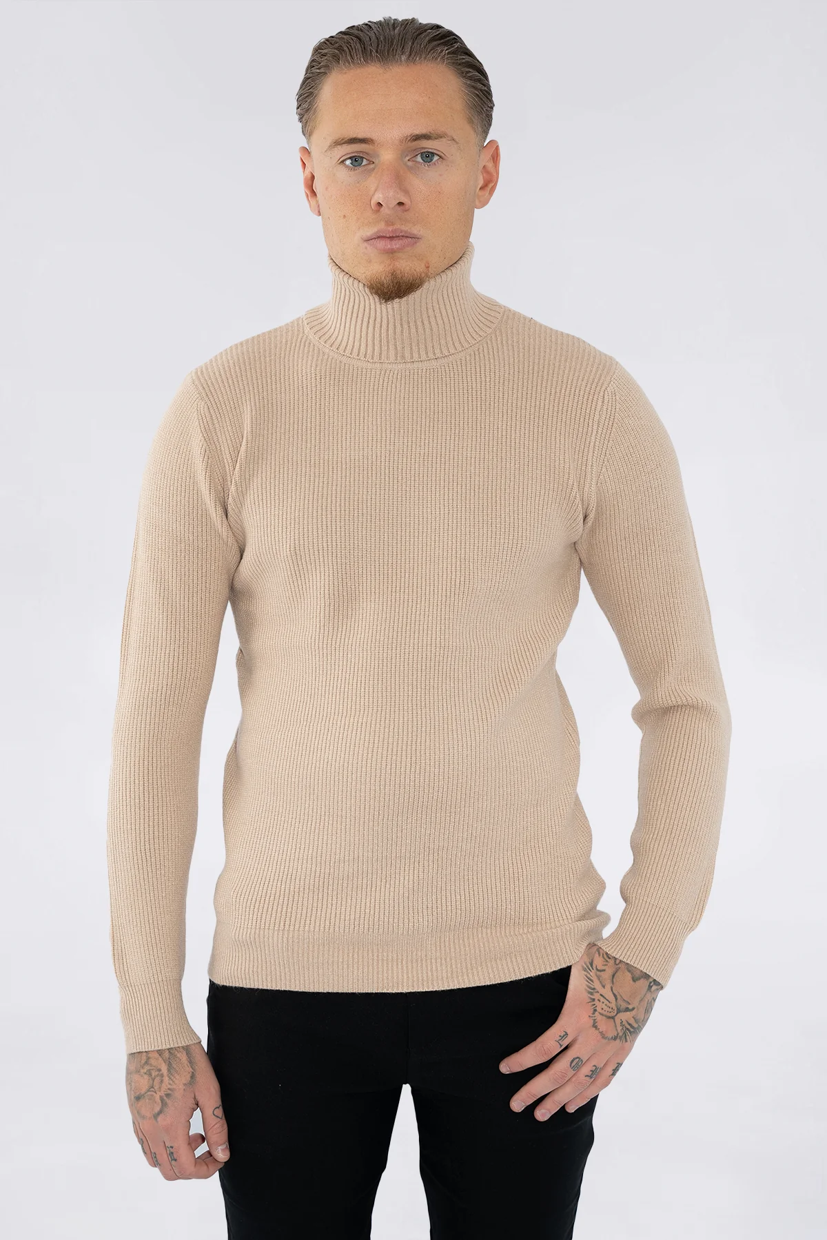 THE MERIDA TURTLENECK - Image 17