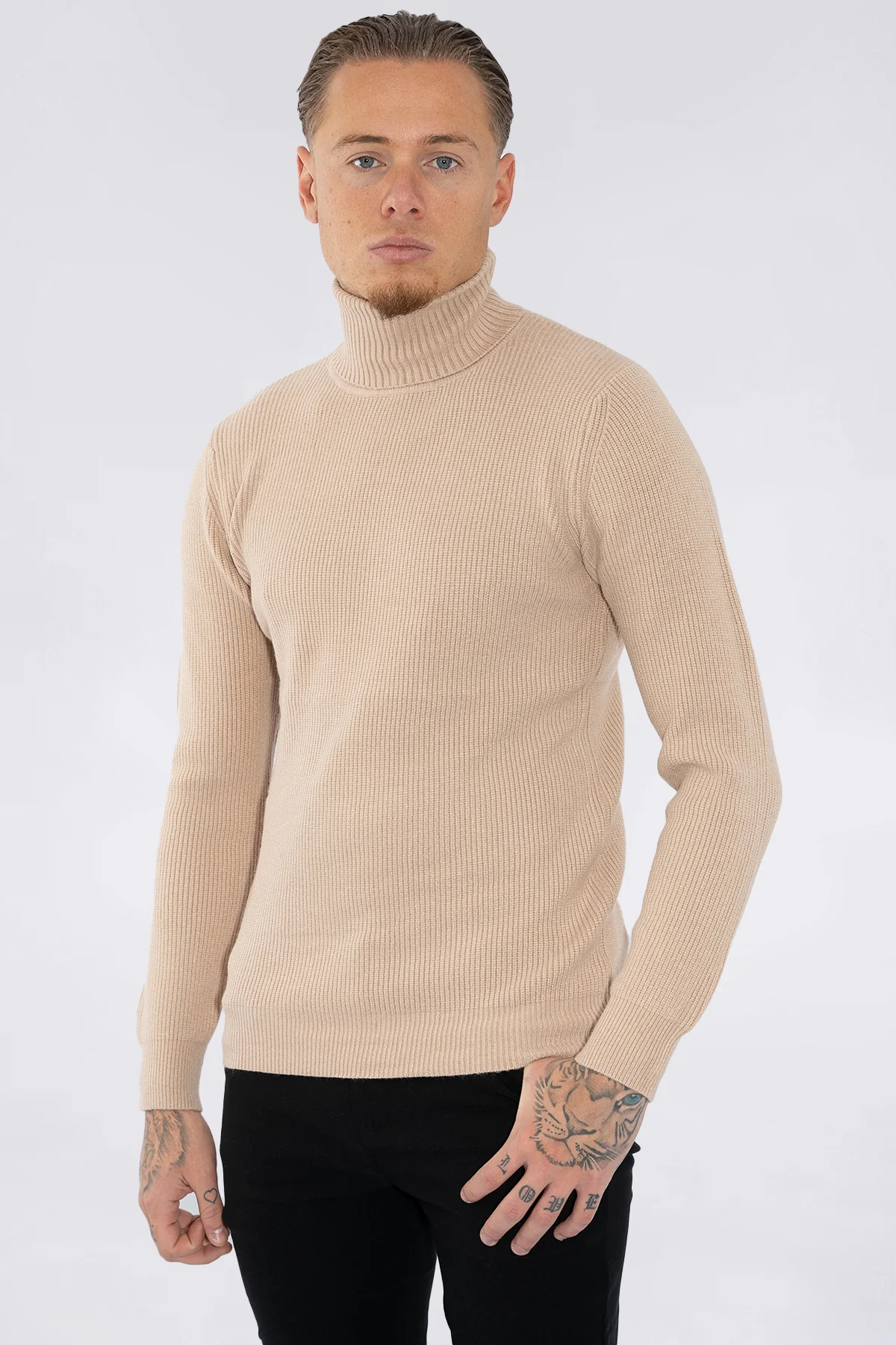 THE MERIDA TURTLENECK - Image 18