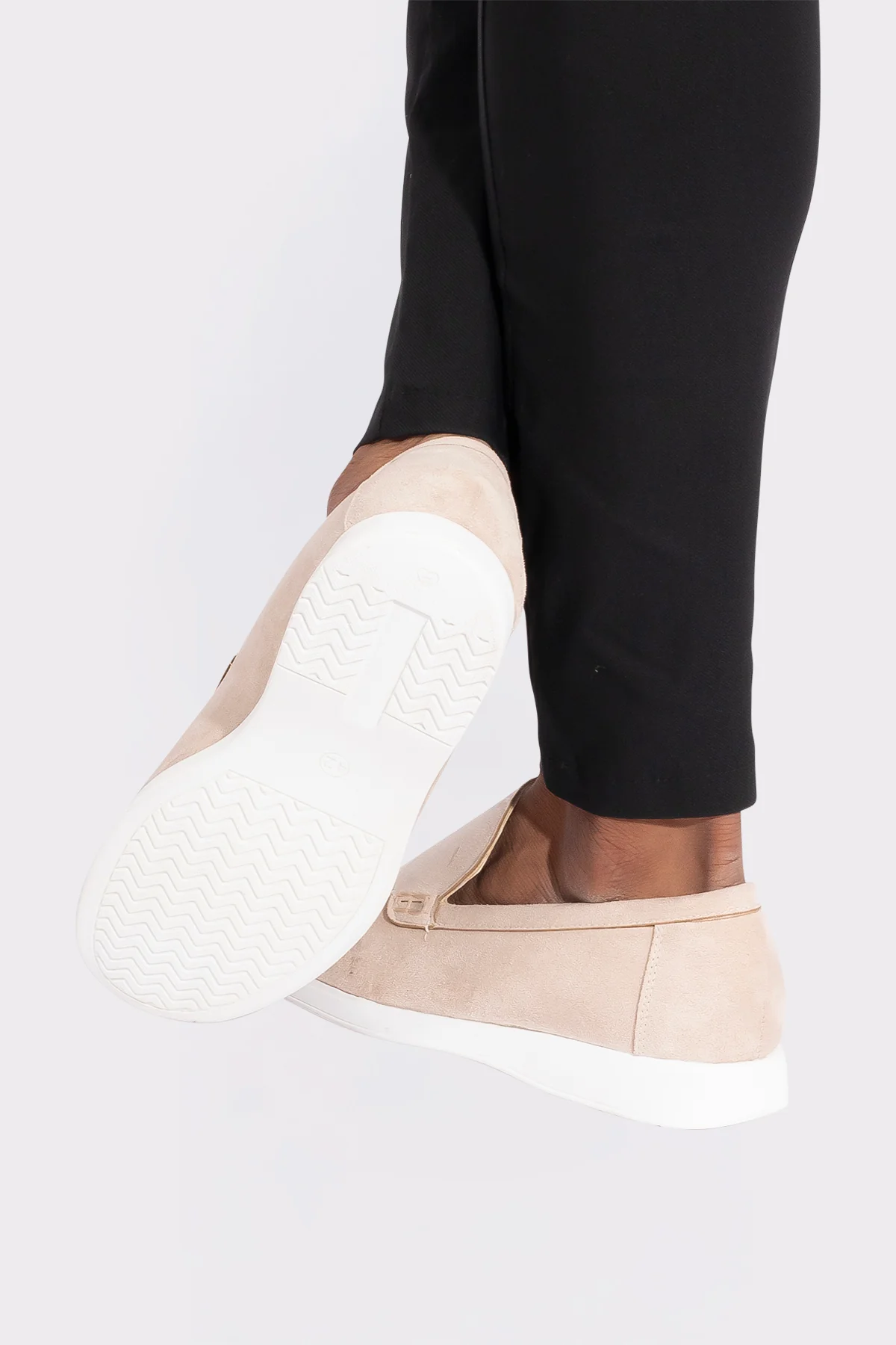 THE MONCLOVA SUEDE LOEAFER - Image 10