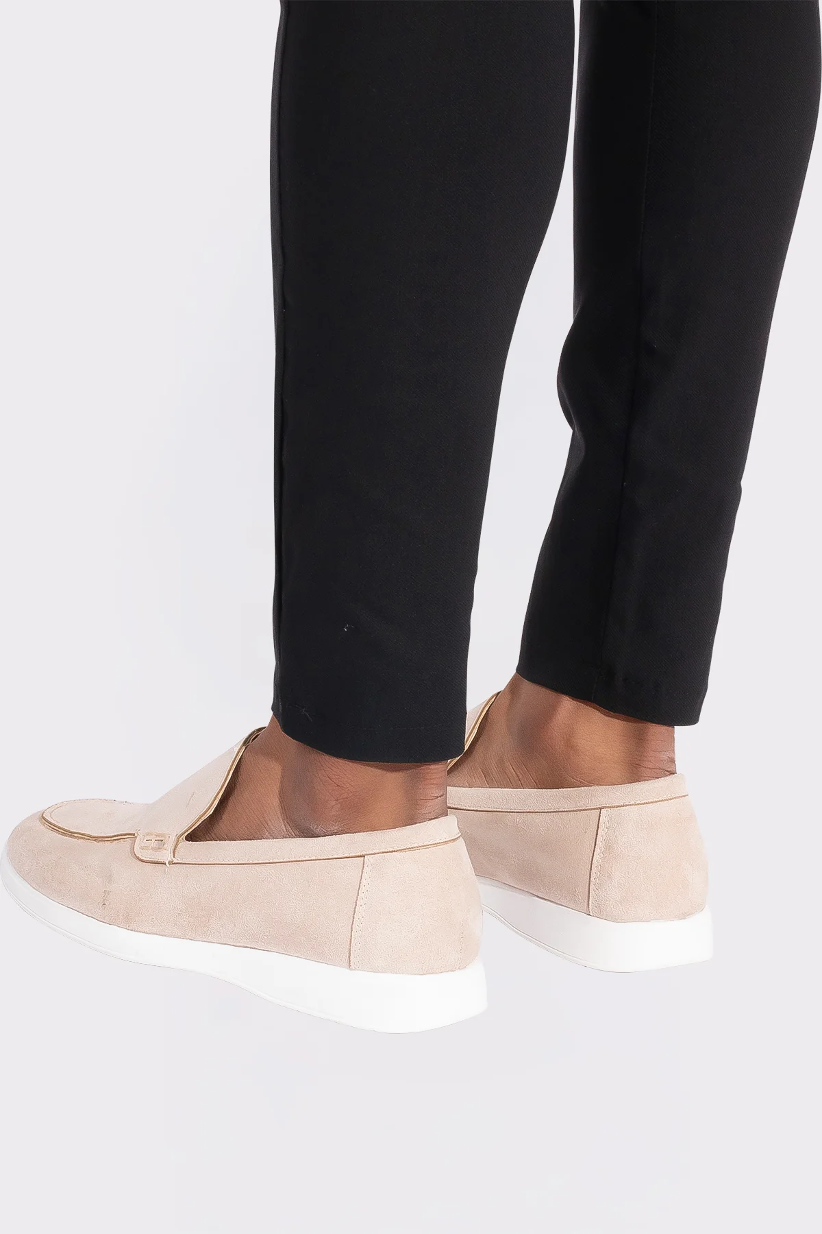 THE MONCLOVA SUEDE LOEAFER - Image 9