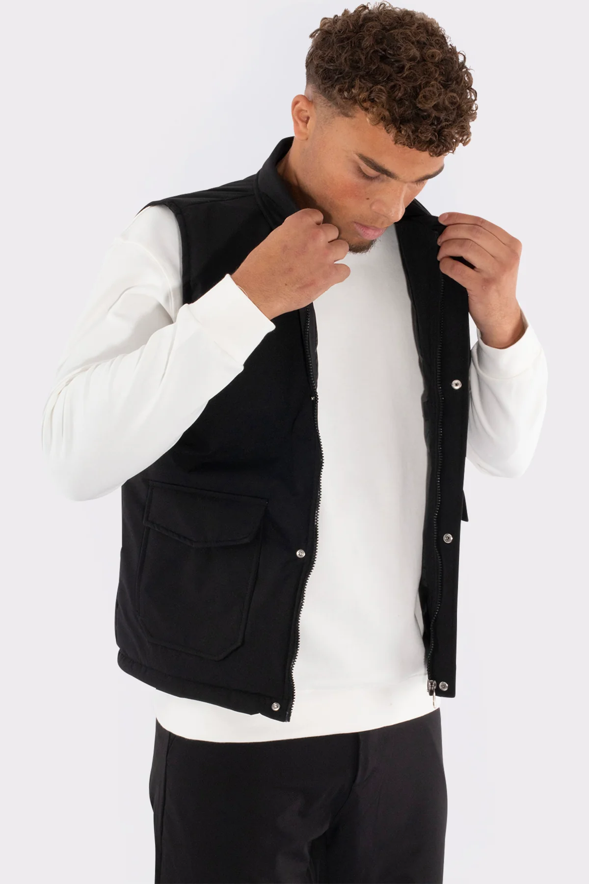 THE MONTARI GILET - Image 9