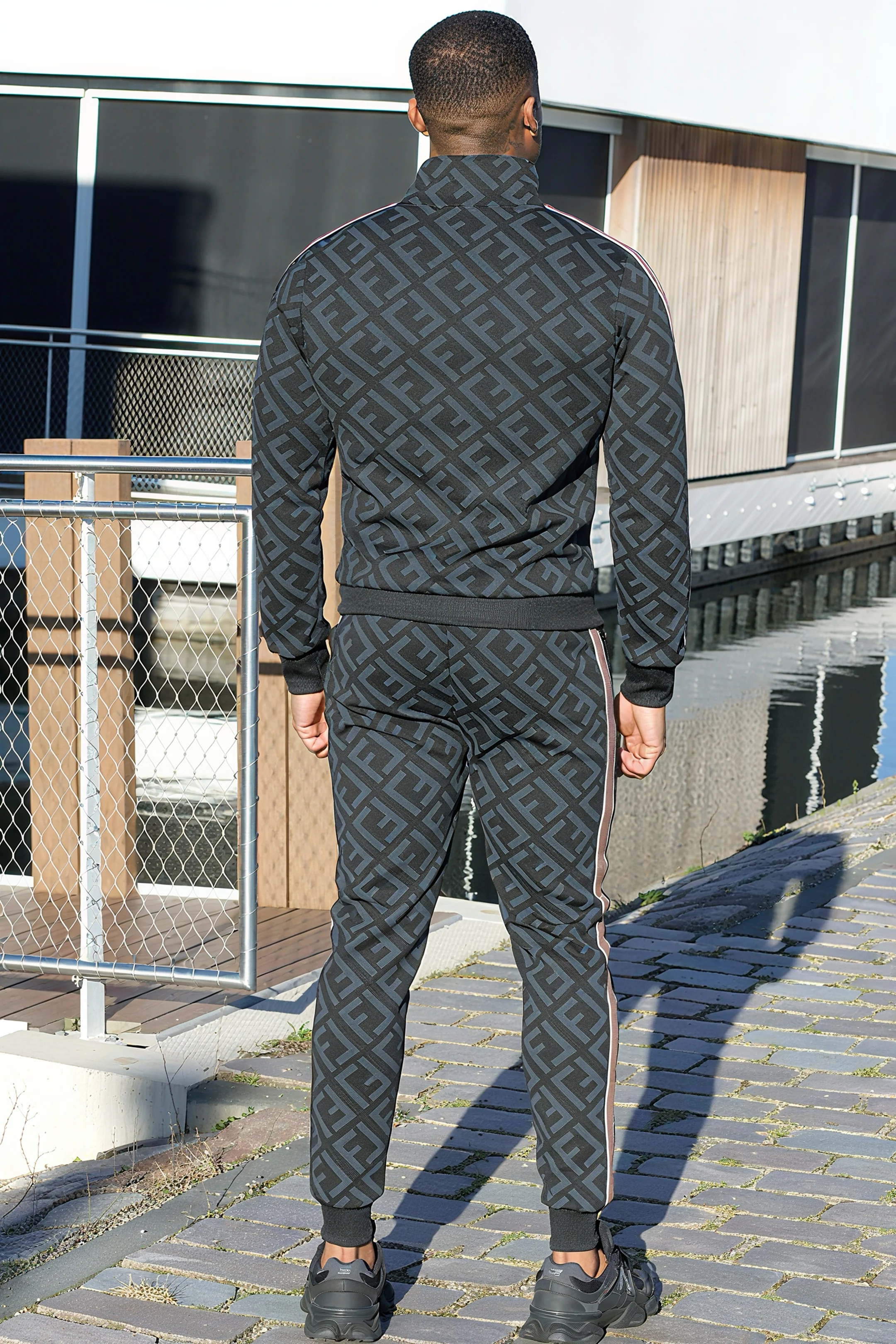THE MONTERREY TRACKSUIT - Image 4