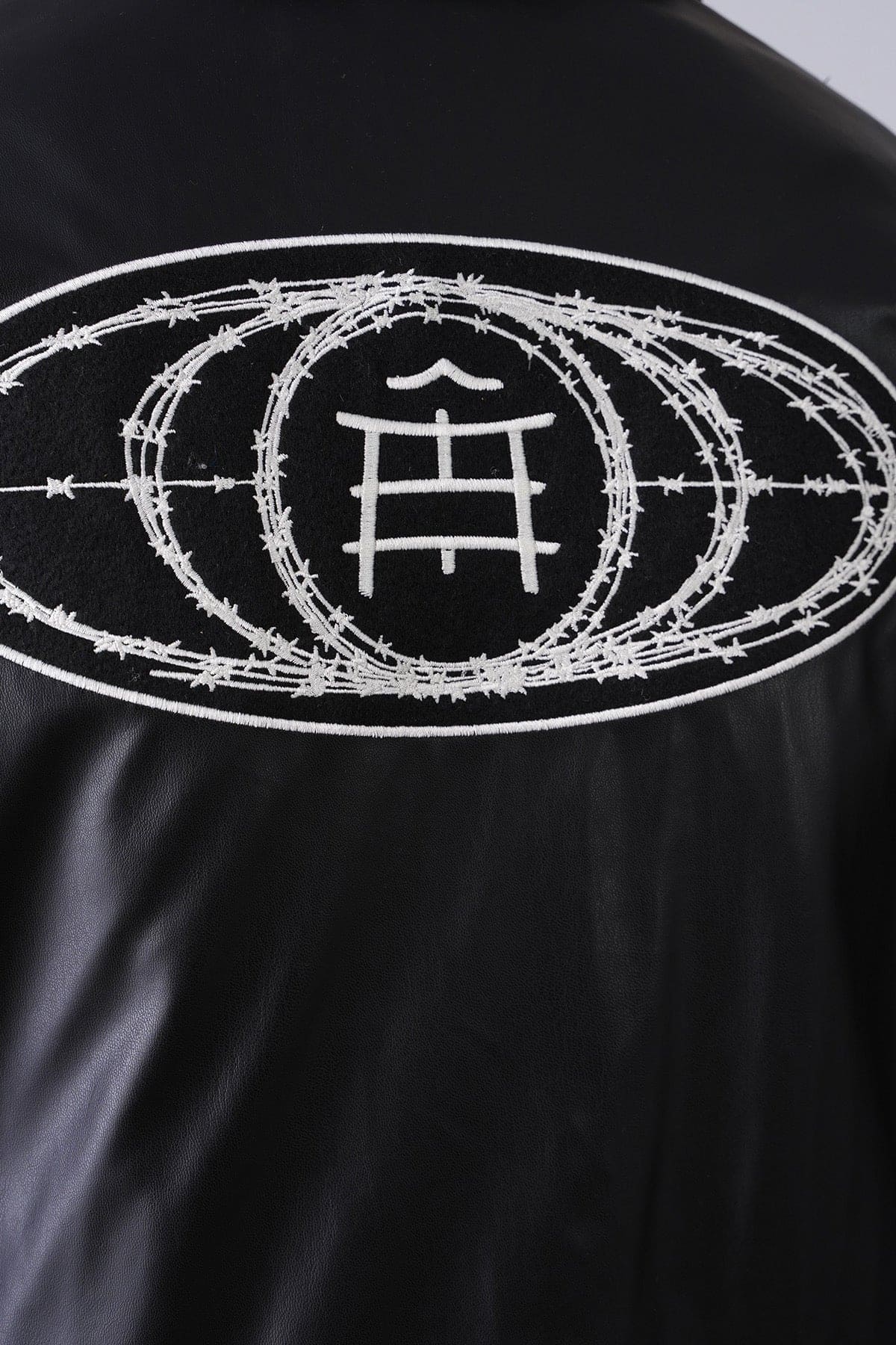 THE MUNDO VEST - Image 4