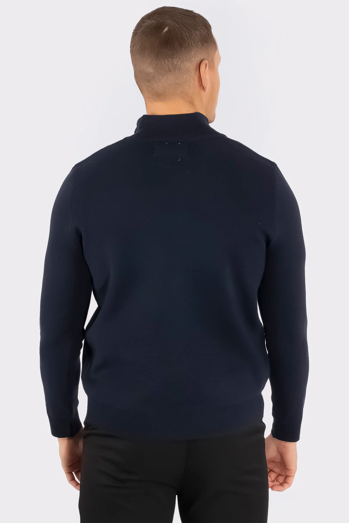 THE OSLO KNIT HALF-ZIP - Image 9