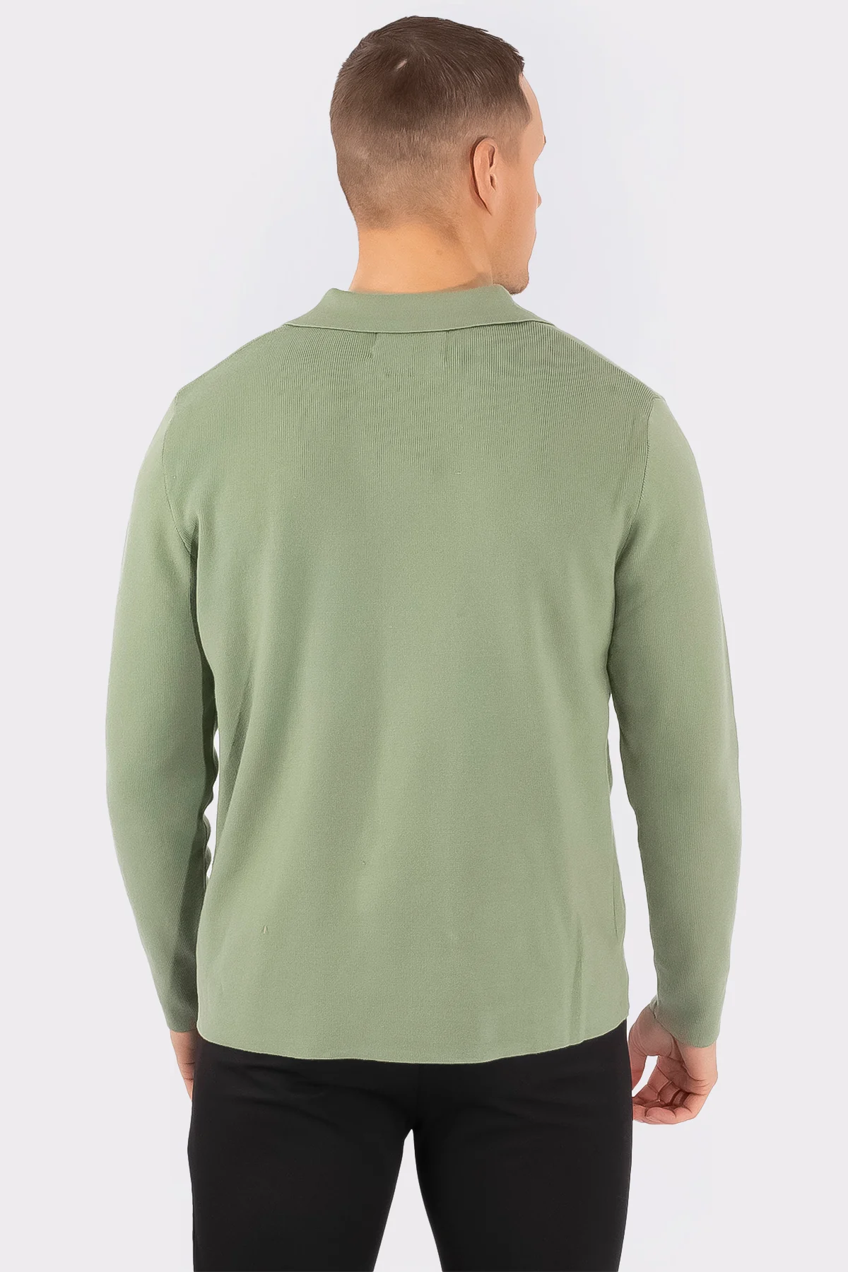 THE OSLO V-NECK SWEATER - Image 6
