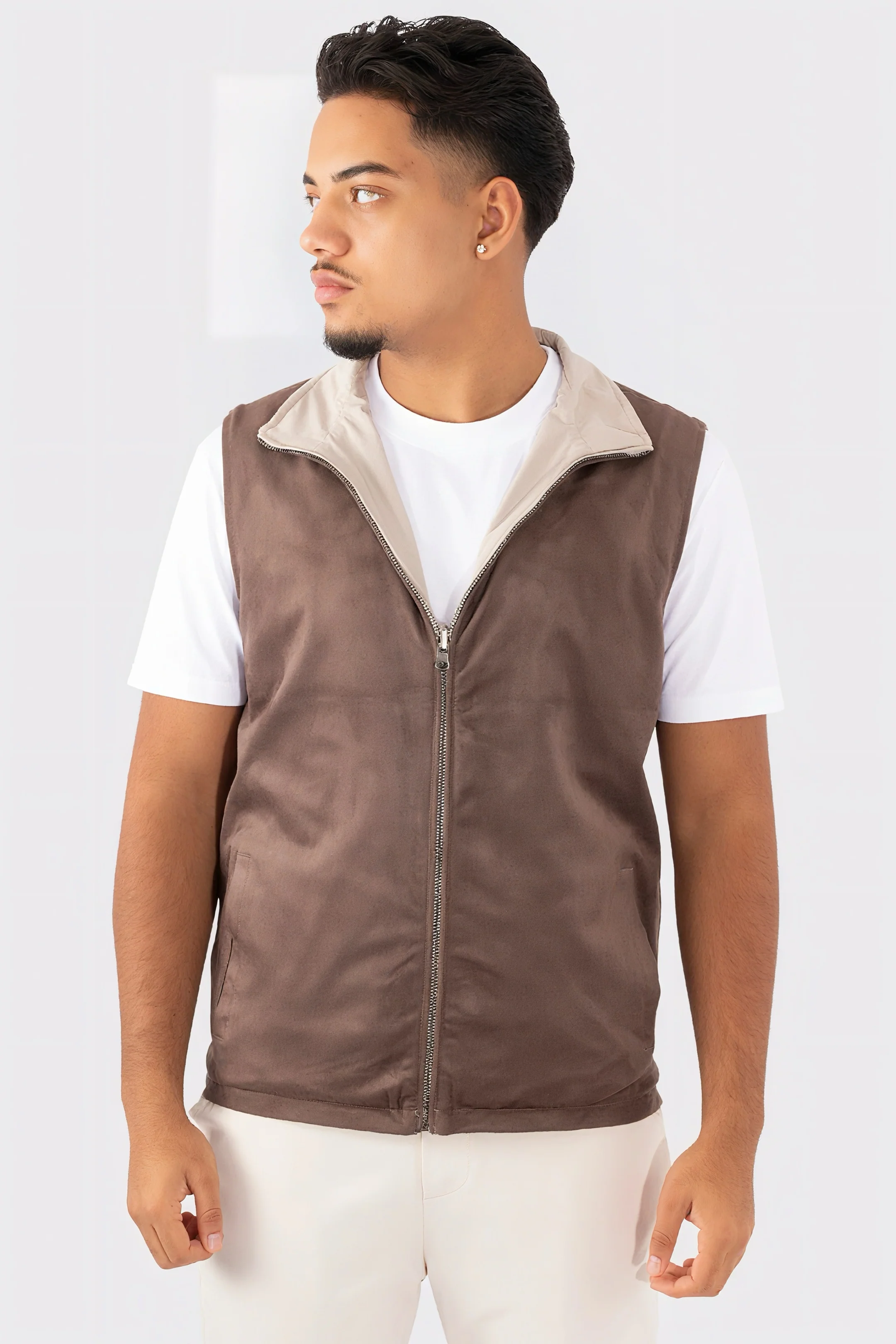 THE REVERSIBLE PADDED GILET - Image 22