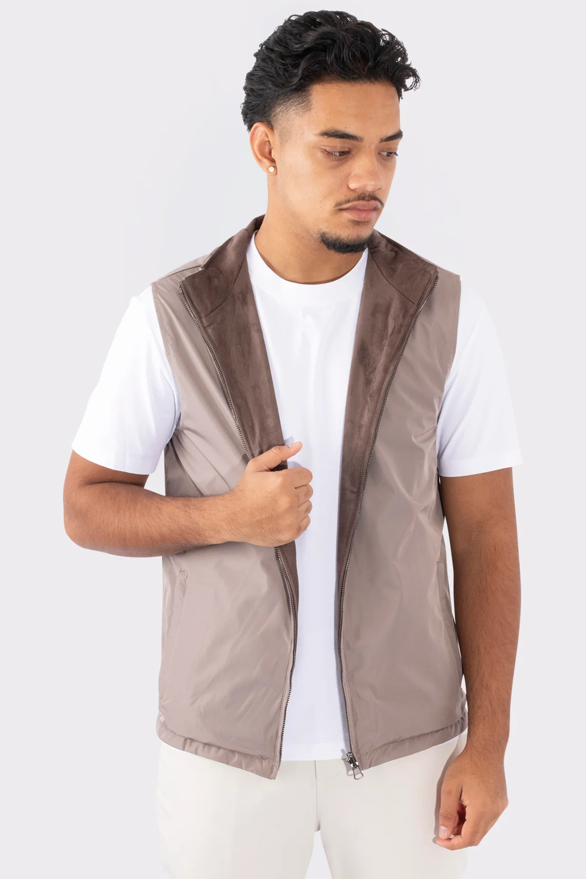 THE REVERSIBLE PADDED GILET - Image 3