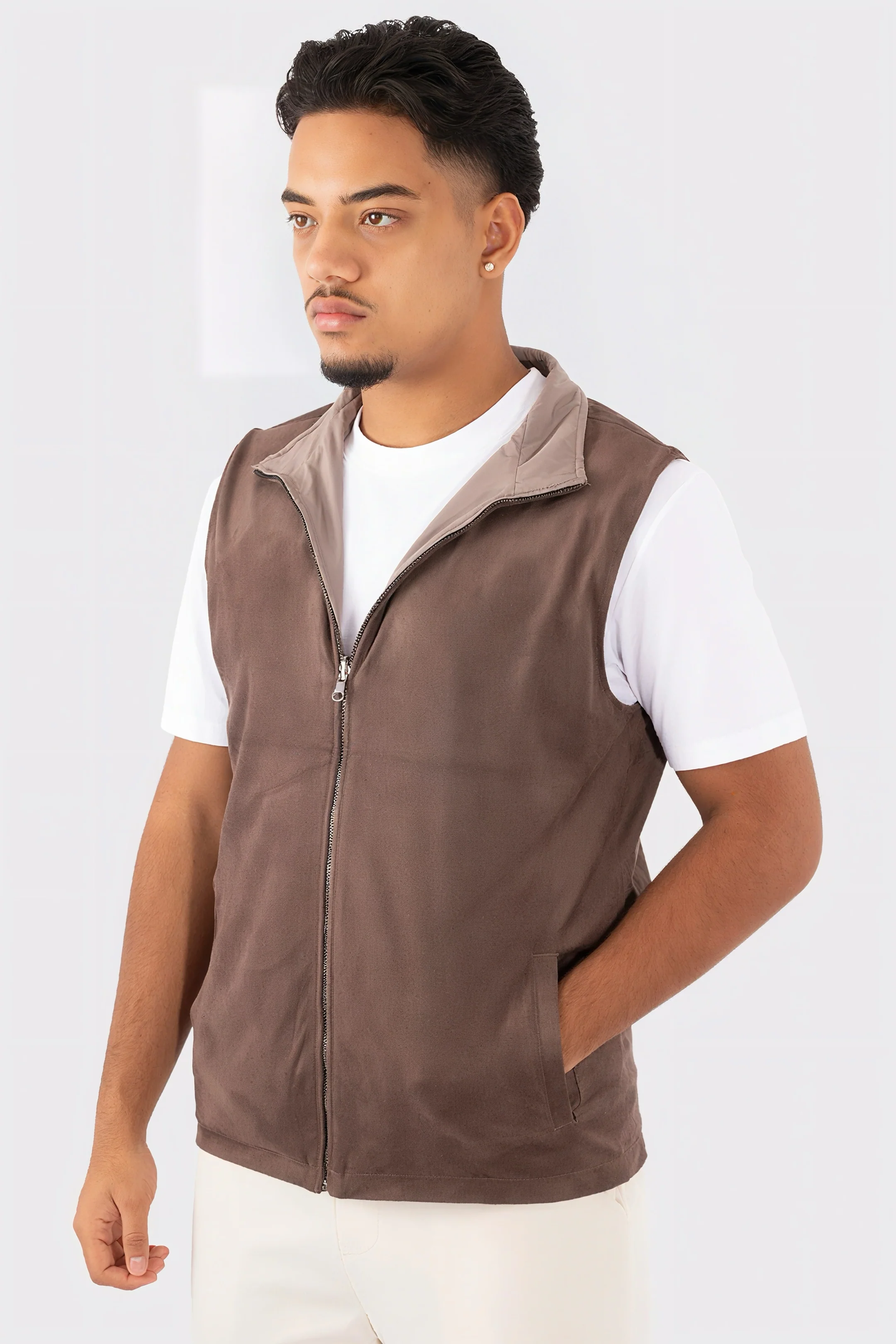 THE REVERSIBLE PADDED GILET - Image 7