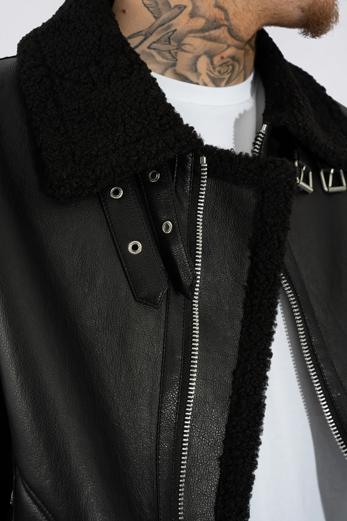 THE SABINI LEATHER BOMBER JACKET - Image 11