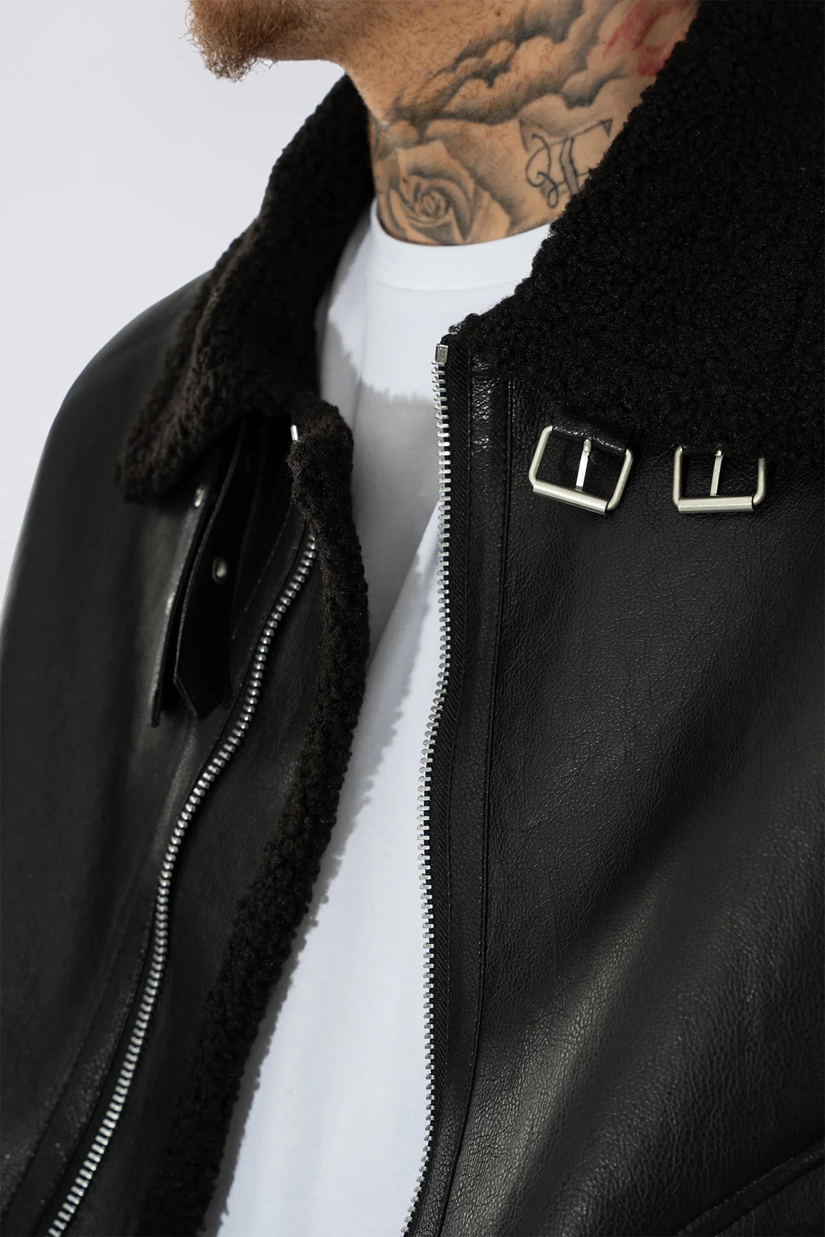THE SABINI LEATHER BOMBER JACKET - Image 12