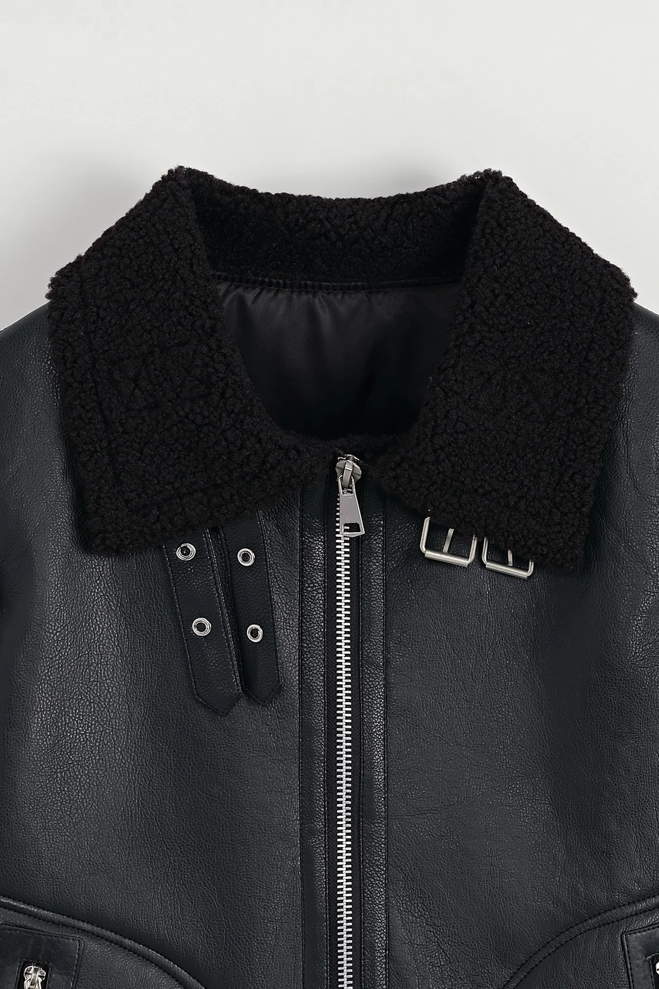 THE SABINI LEATHER BOMBER JACKET - Image 17