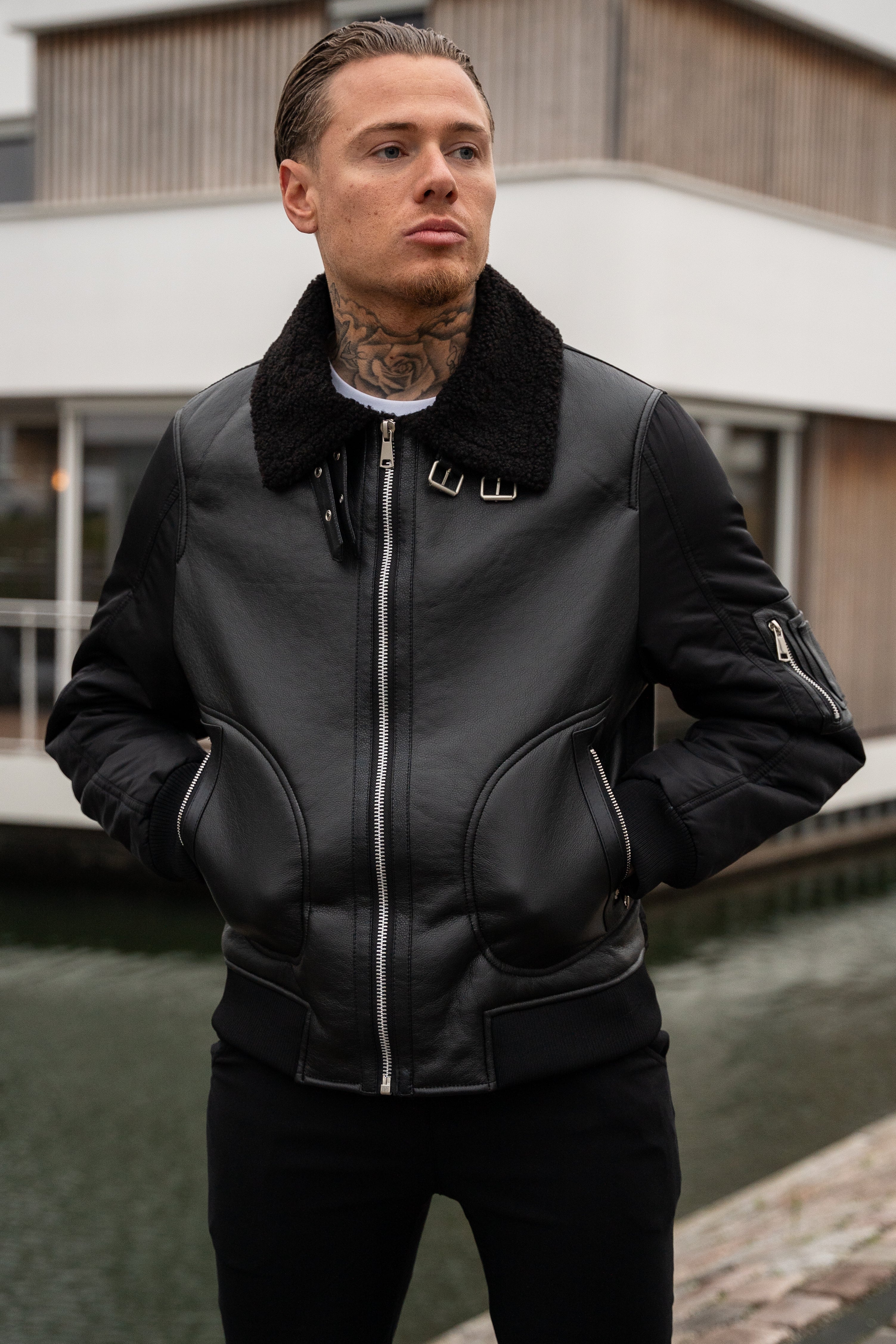 THE SABINI LEATHER BOMBER JACKET - Image 2
