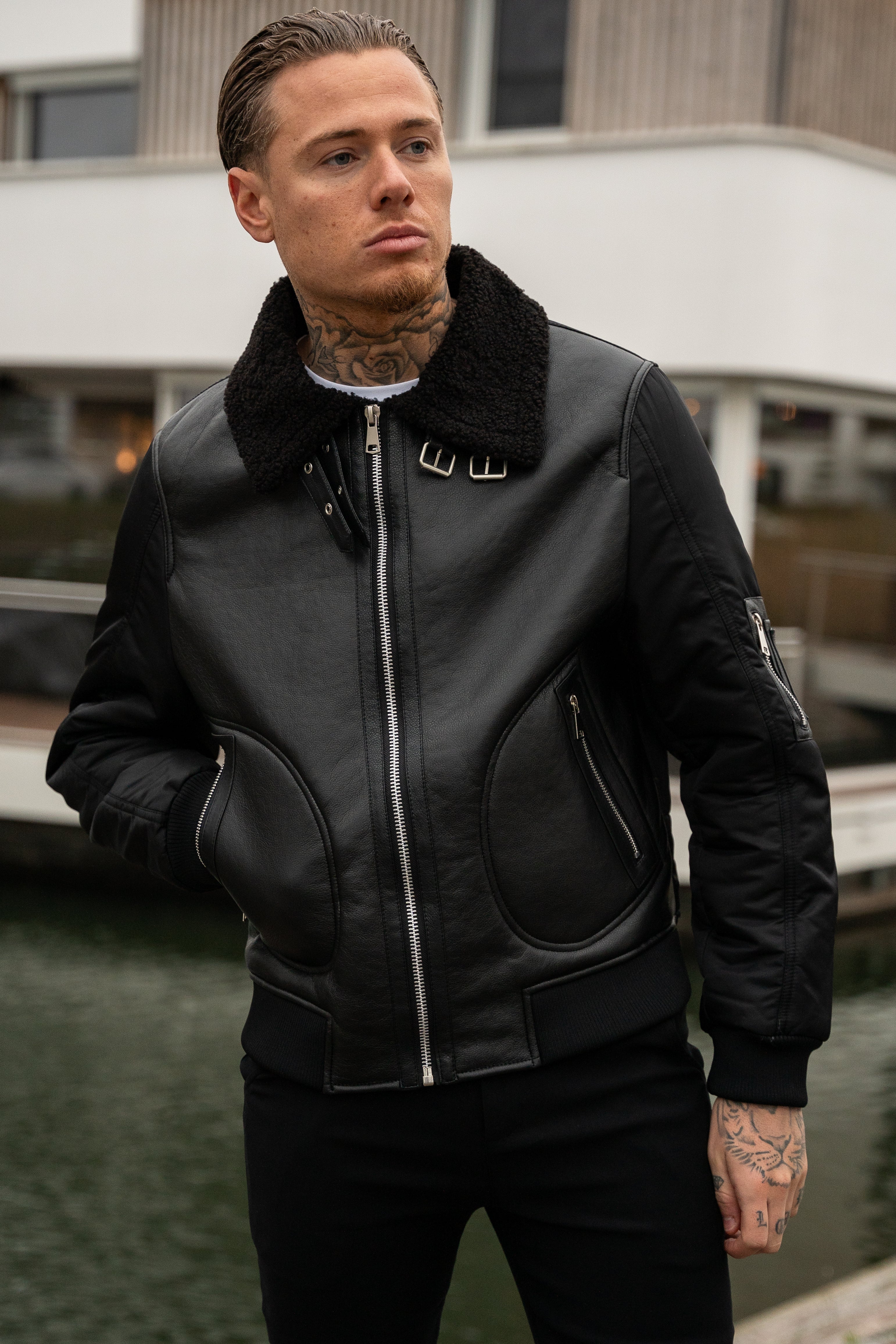 THE SABINI LEATHER BOMBER JACKET - Image 3