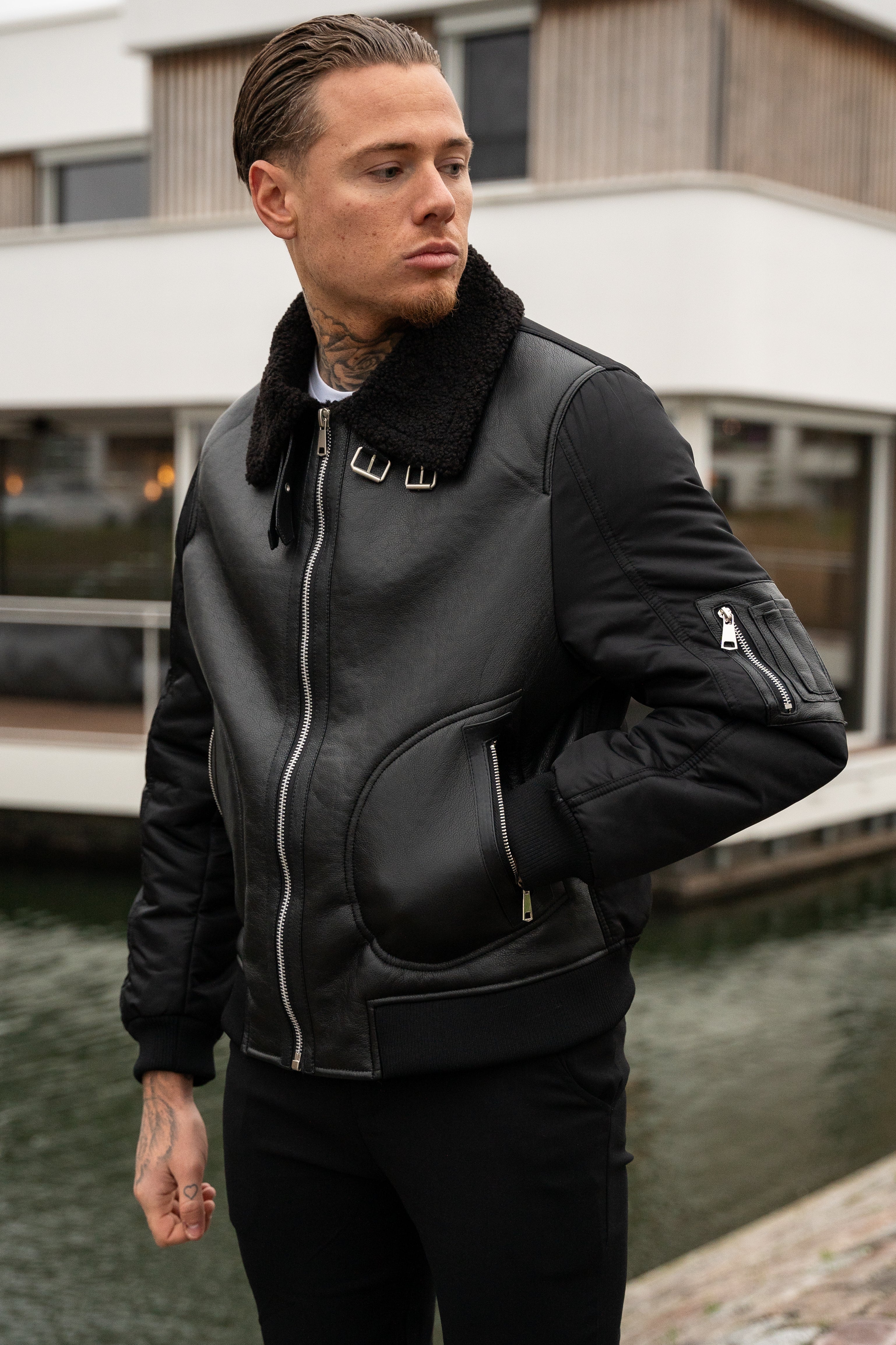 THE SABINI LEATHER BOMBER JACKET - Image 4