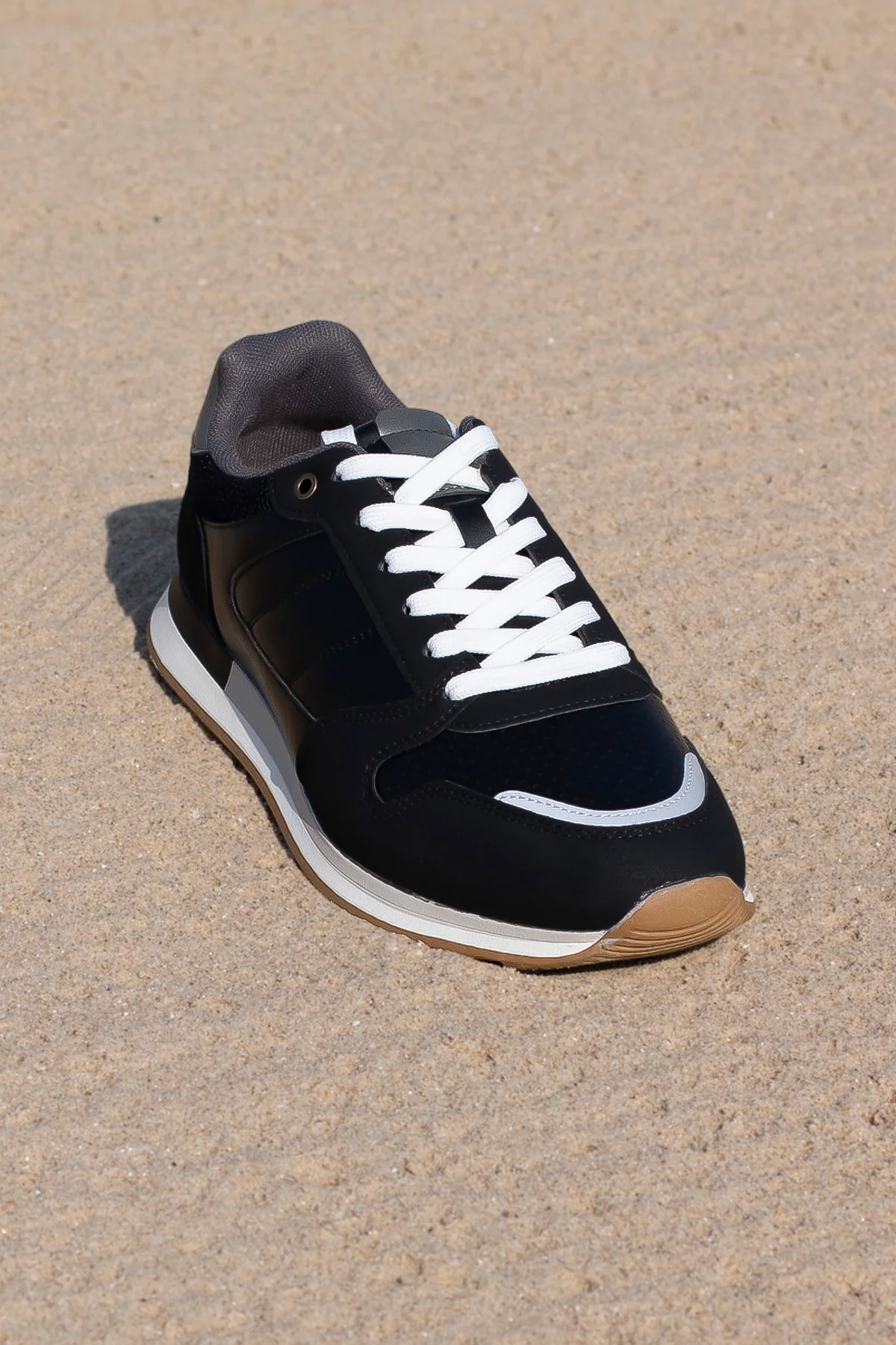 THE SANTOS SNEAKERS - Image 3