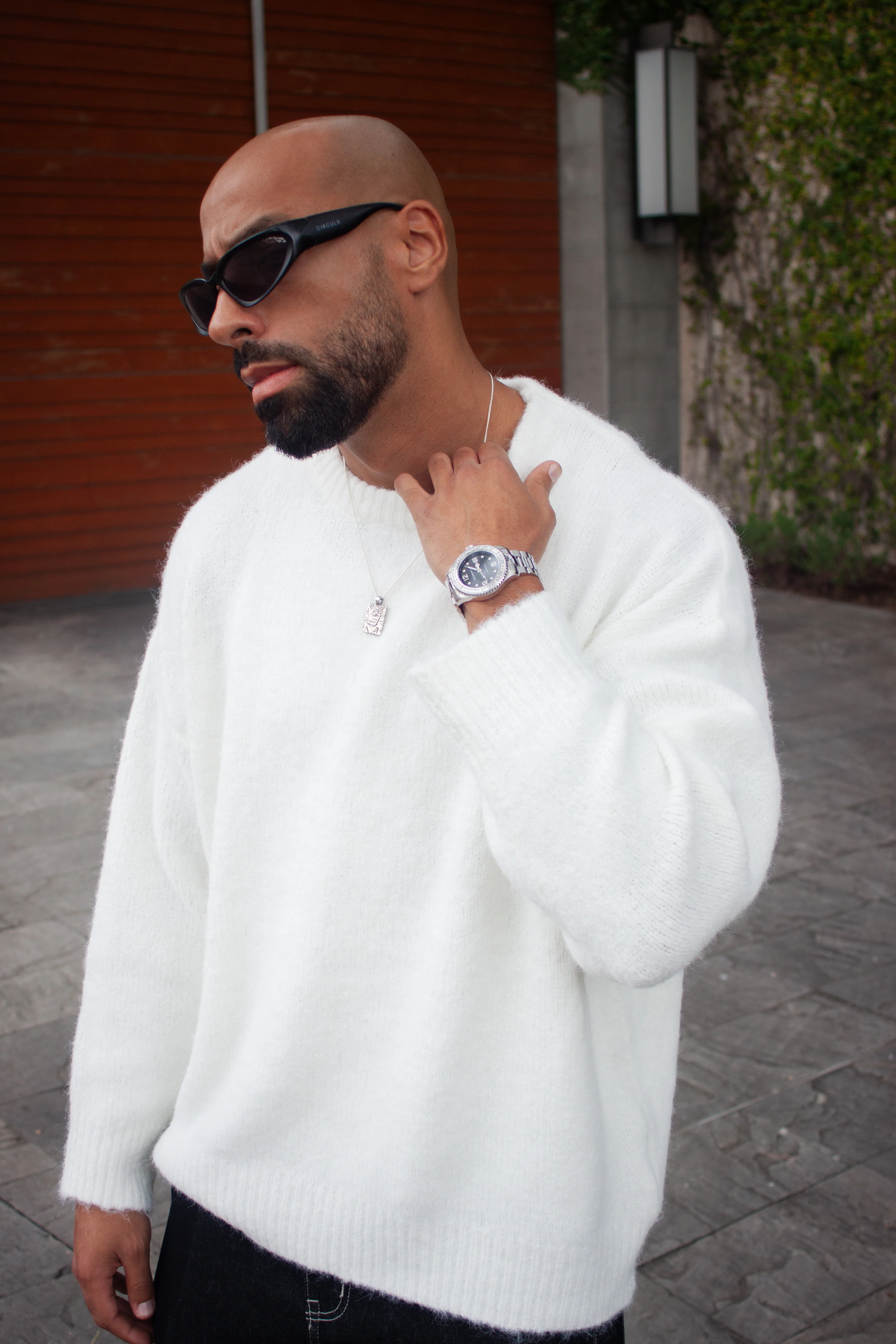 THE SARMATO OVERSIZED KNITTED SWEATER - Image 14