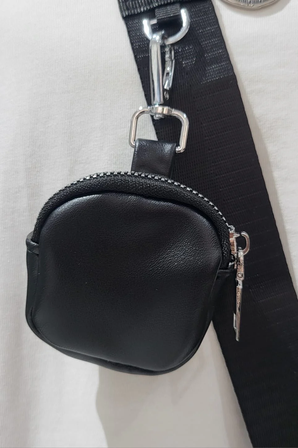 THE BOWEN SLINGBAG - Image 4