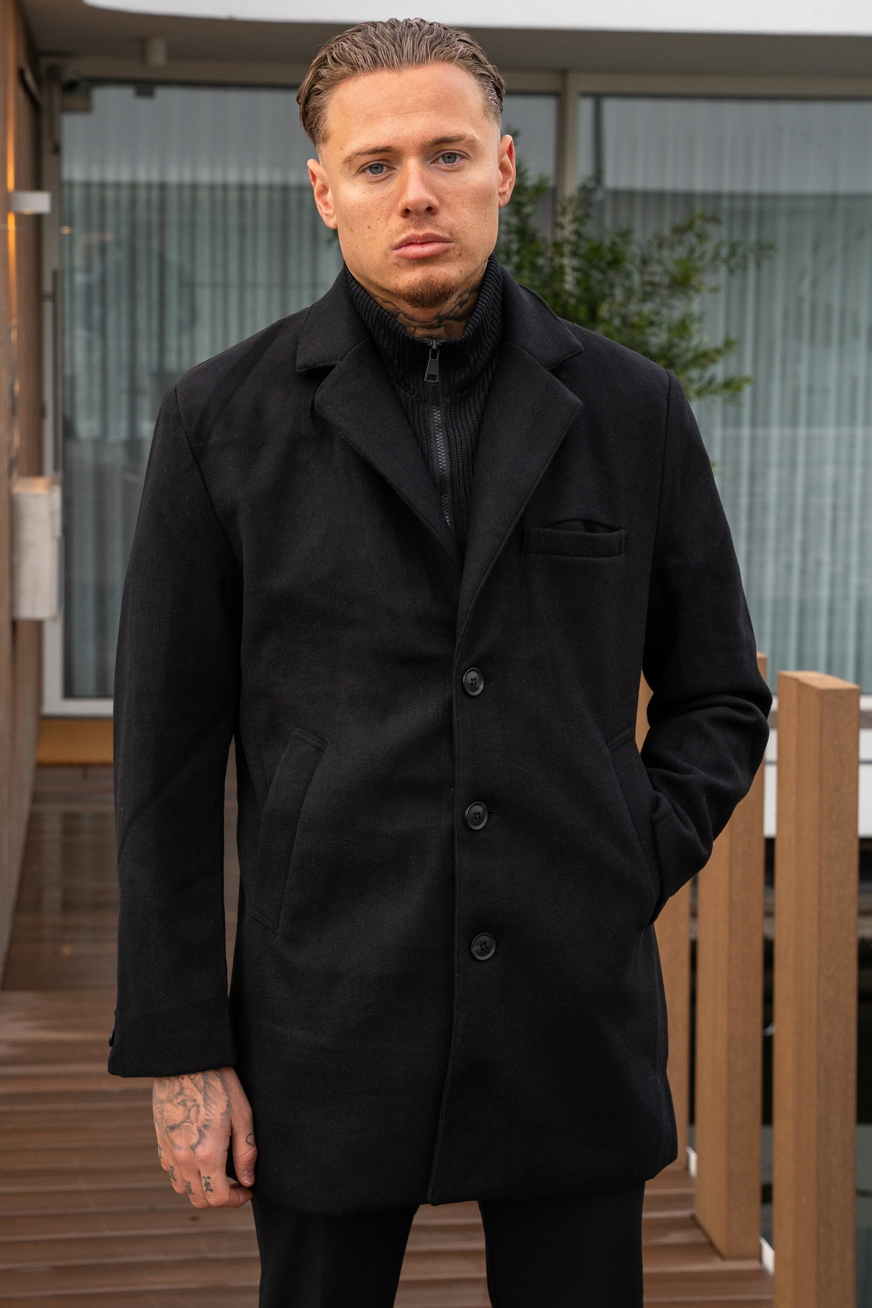 THE SOLOMANS OVERCOAT - Image 2