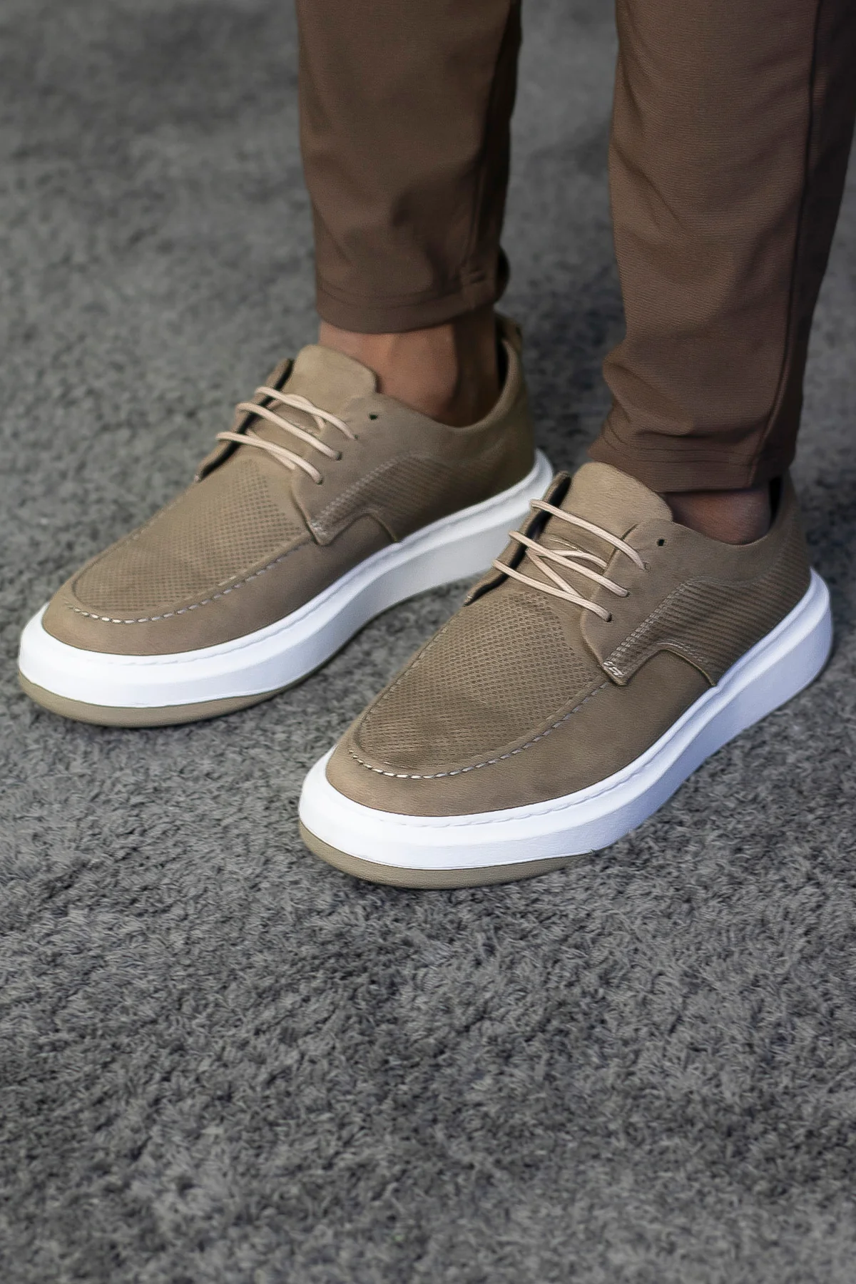 SCHOENEN