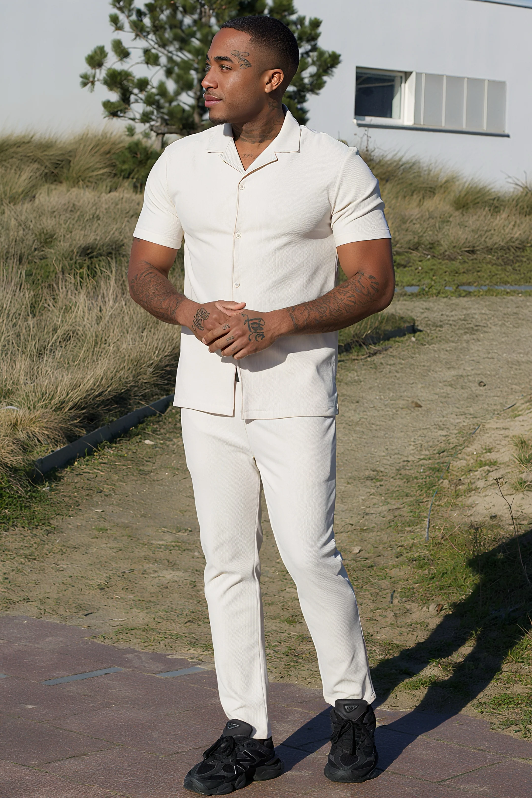 THE TROPEZ SET - Image 2