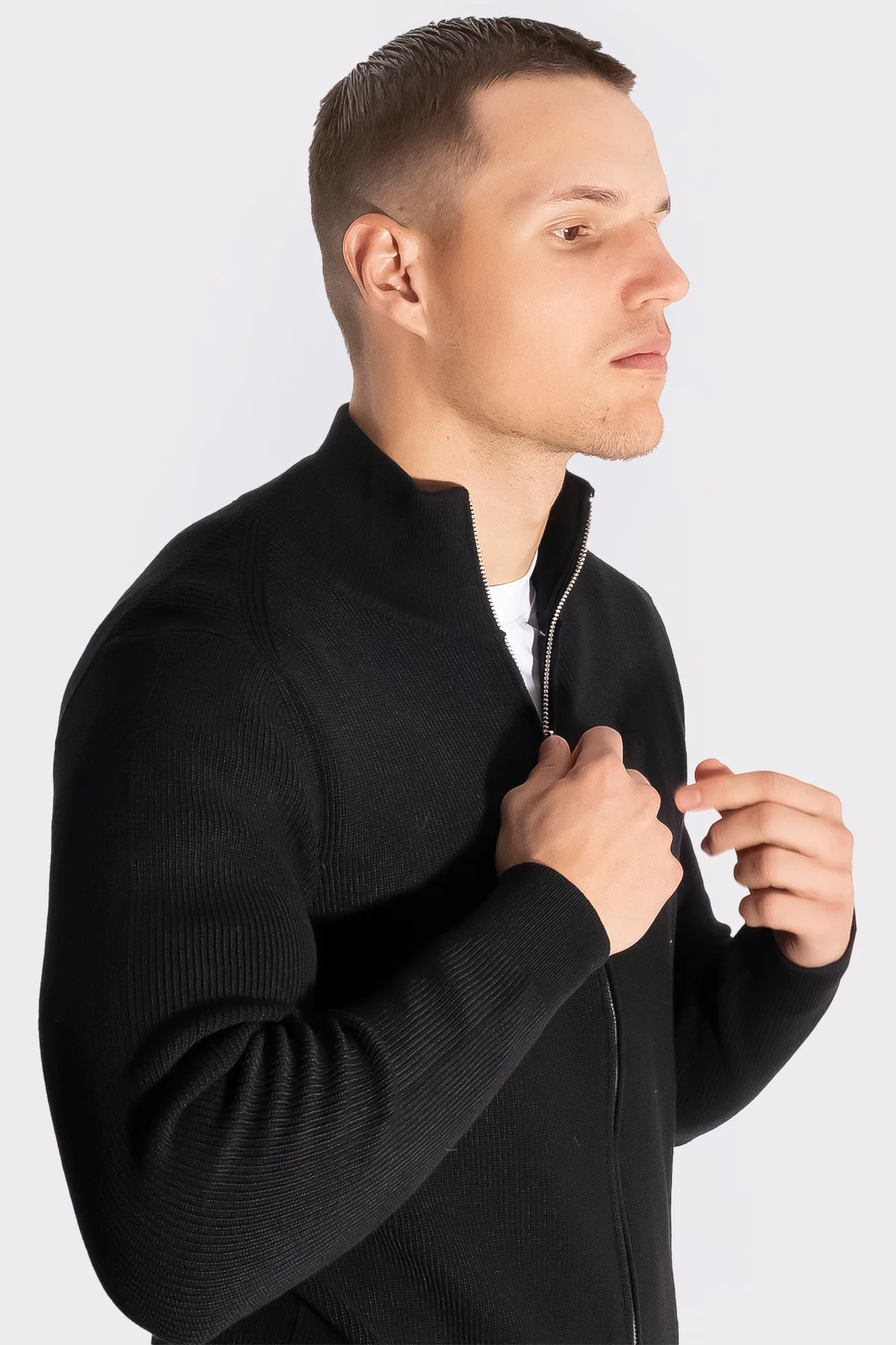 THE VALERIO FULL ZIP SWEATER - Image 15