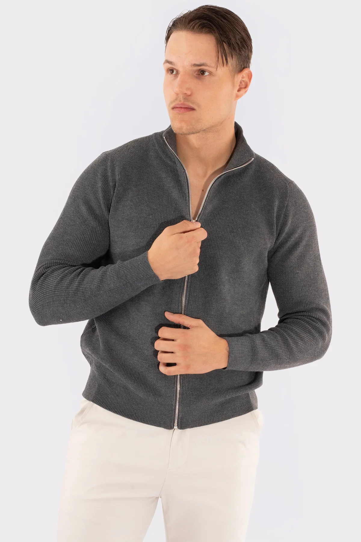 THE VALERIO FULL ZIP SWEATER - Image 4